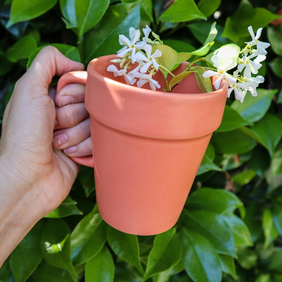 Flower pot tea mug with flowers